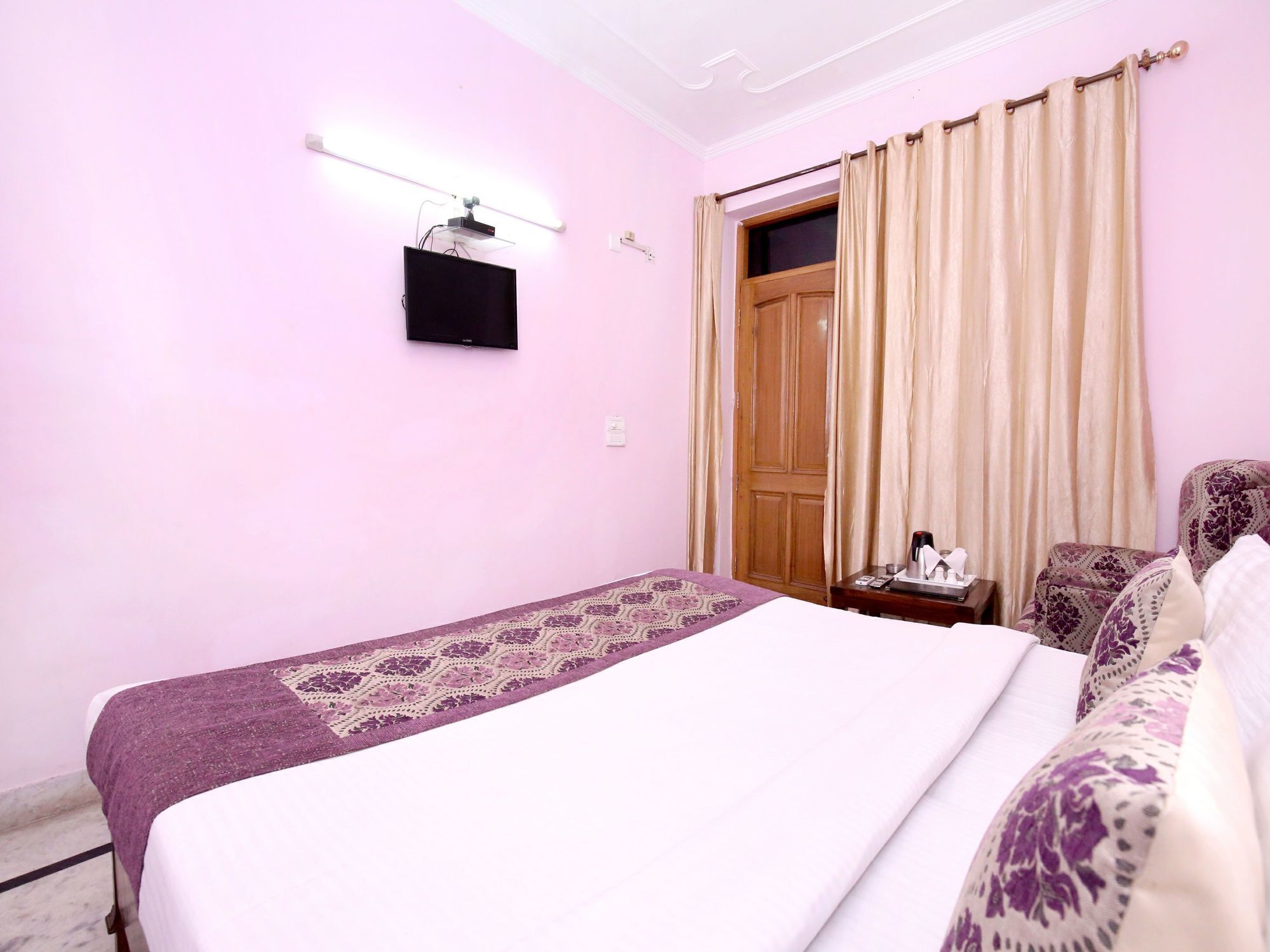 Oyo 6463 Hotel Dove Chandīgarh Esterno foto