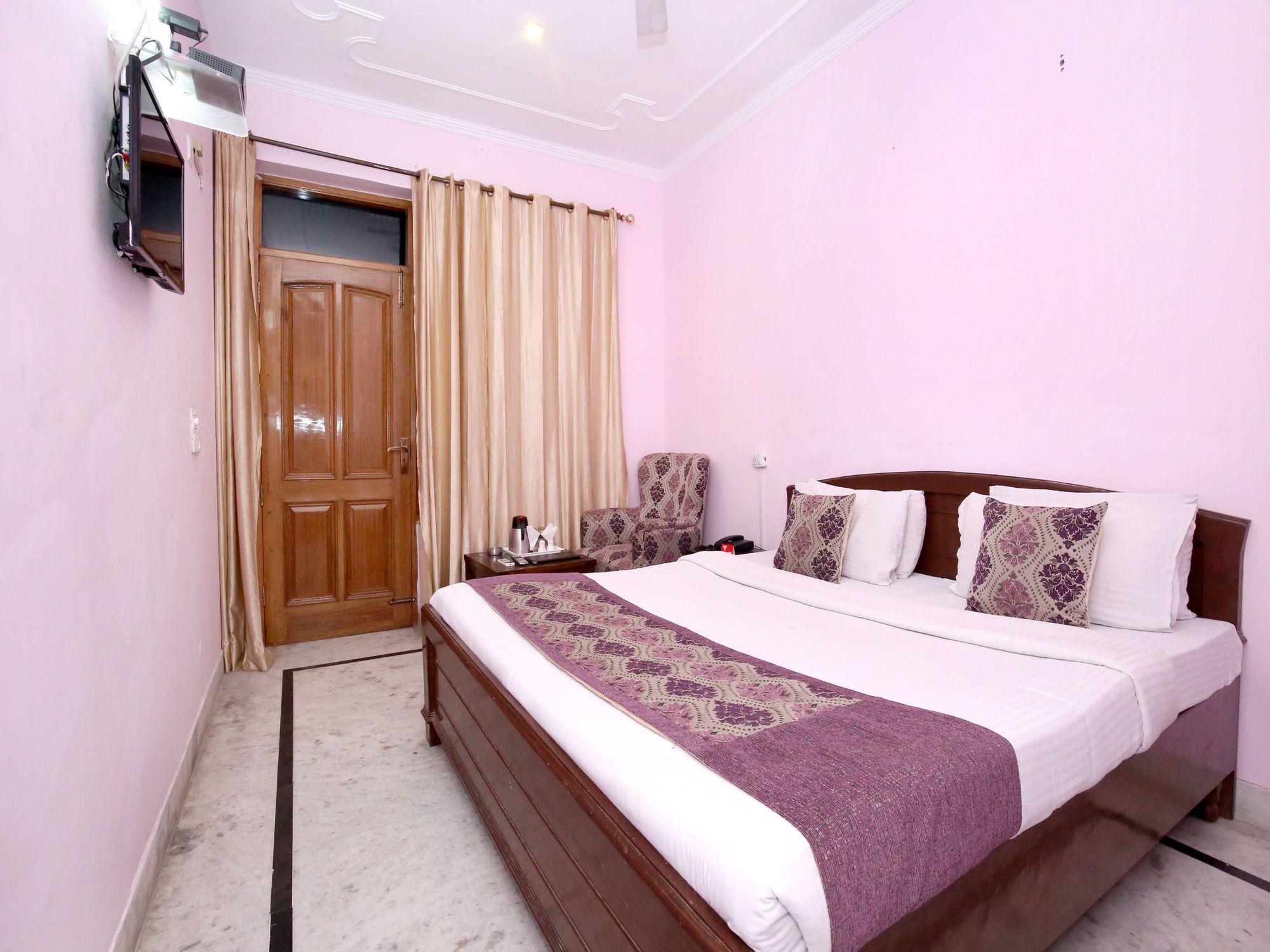 Oyo 6463 Hotel Dove Chandīgarh Esterno foto